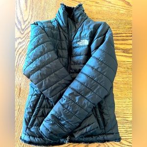 Girls’ (medium, 10-12) Reversible North Face Down Jacket